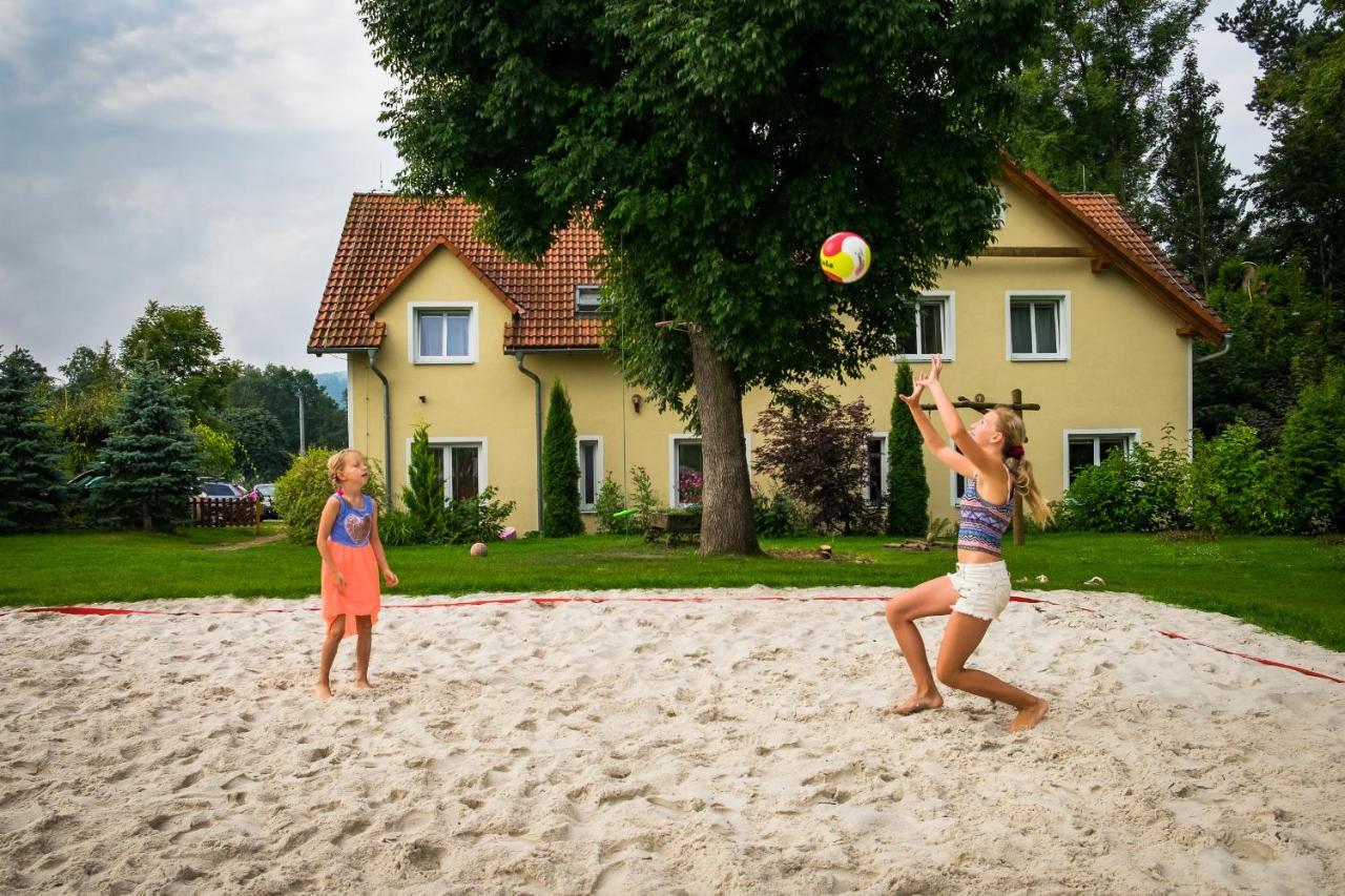 Penzion Agata Hotel Žehrov Eksteriør billede